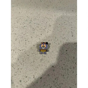 DISNEY HIDDEN MICKEY DEEBEES COLLECTION FIGMENT FIGMENTEE PIN  1723